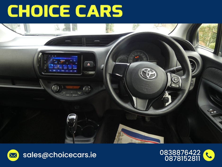 2017 Toyota Yaris - image 6