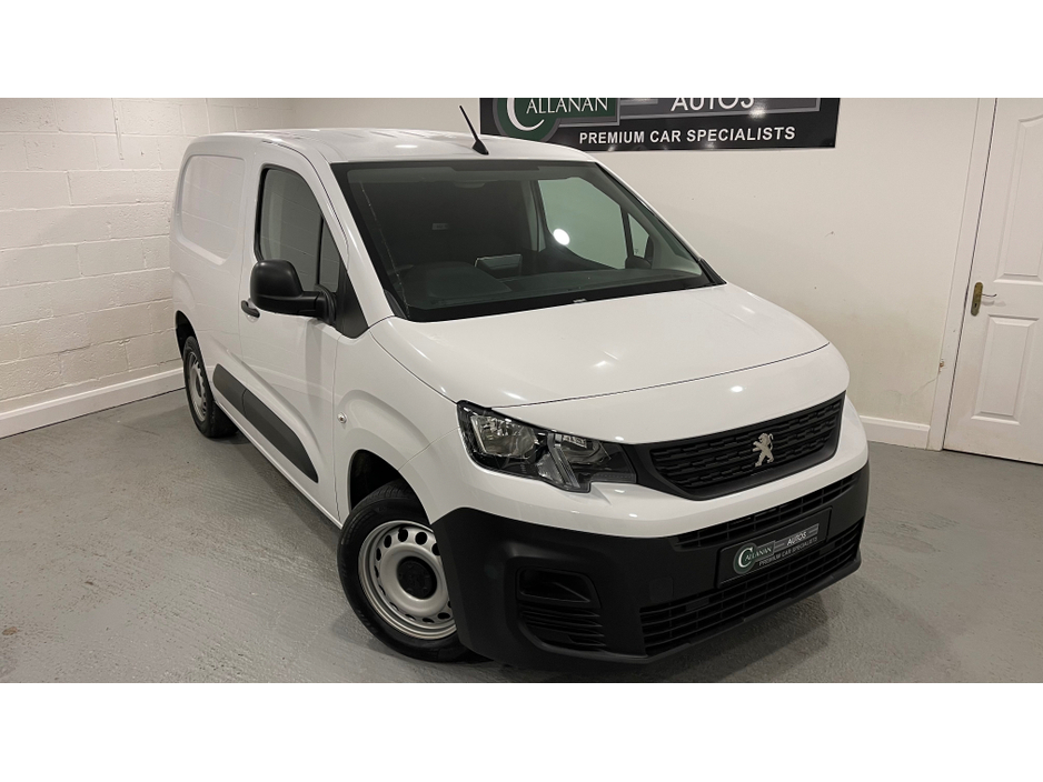 2024 Peugeot Partner - image 17