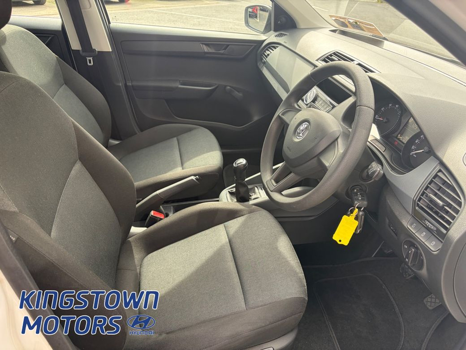 2016 Skoda Fabia - image 5