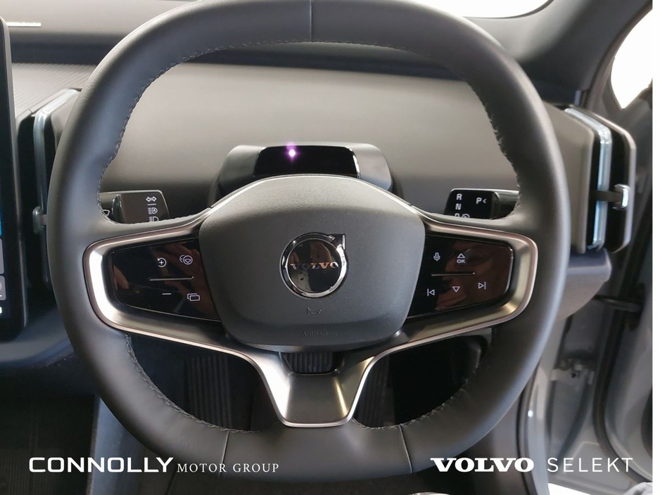2024 Volvo EX30 - image 19