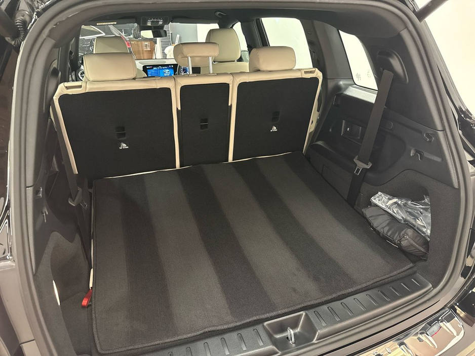 2025 Mercedes-Benz GLB - image 22