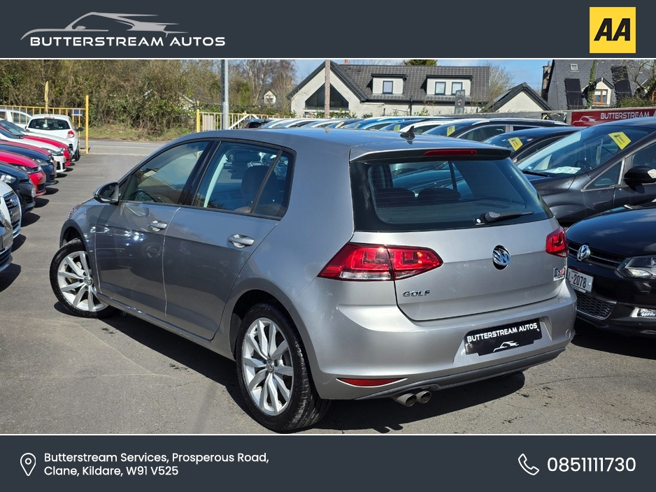 2016 Volkswagen Golf - image 4