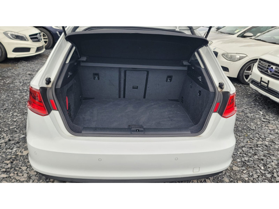 2016 Audi A3 - image 16