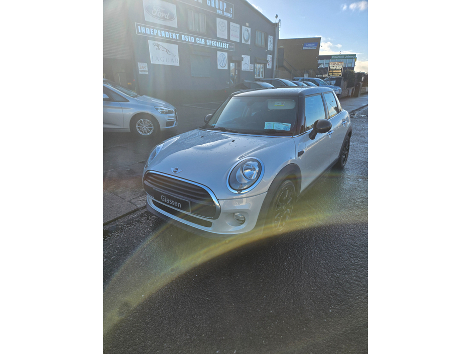 2018 MINI Hatch XS52 4DR COOPER// STUNNING CAR IRSIH CAR FROM NEW FULL MAIN DEALER SERVICE HISTORY €14,950
