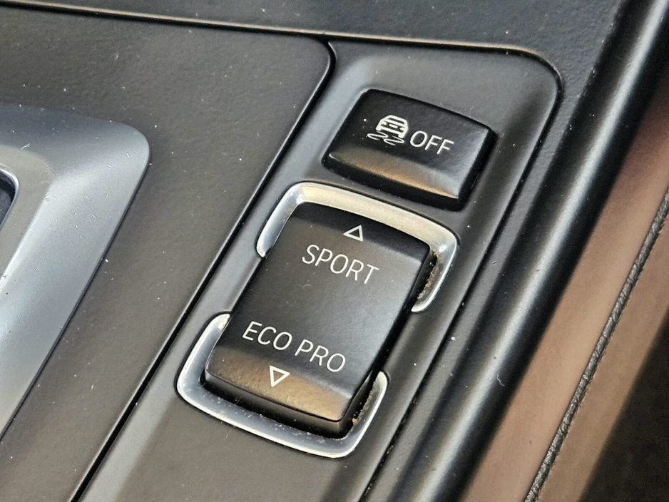 2015 BMW 2 Series - image 12