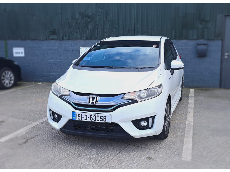 2015 Honda Fit - image 2