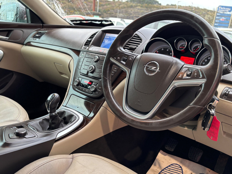 2013 Opel Insignia 2.0CDTI 160PS Elite €4,250