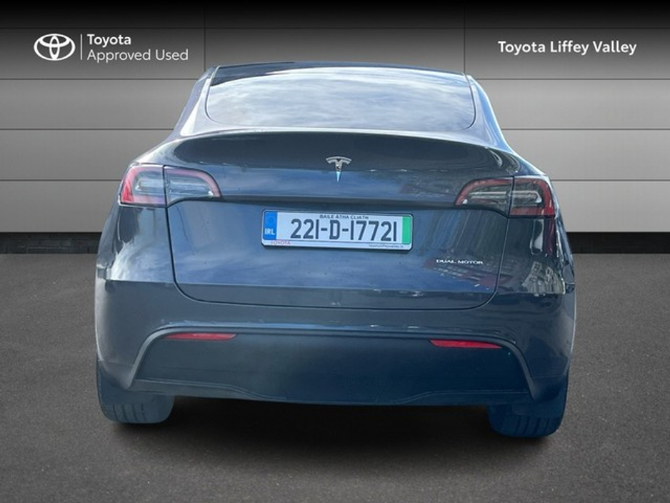 2022 Tesla Model Y - image 4