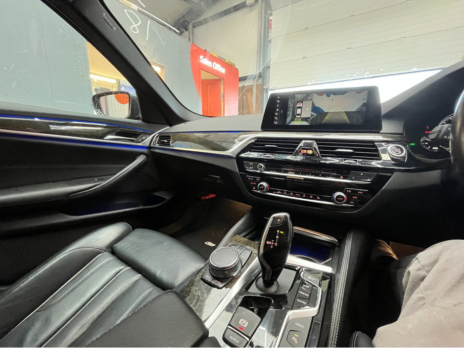 2018 BMW 5 Series €24950 2018 BMW 530E M-SPORT IPERFORMANCE 2.0 AUTOMATIC / CRUISE CONTROL / 360° CAMERA / ELECTRIC MEMORY & HEATED SEATS / PADDLE SHIFTERS / AMBIENT LIGHTS / HEATED REAR SEATS €24,950