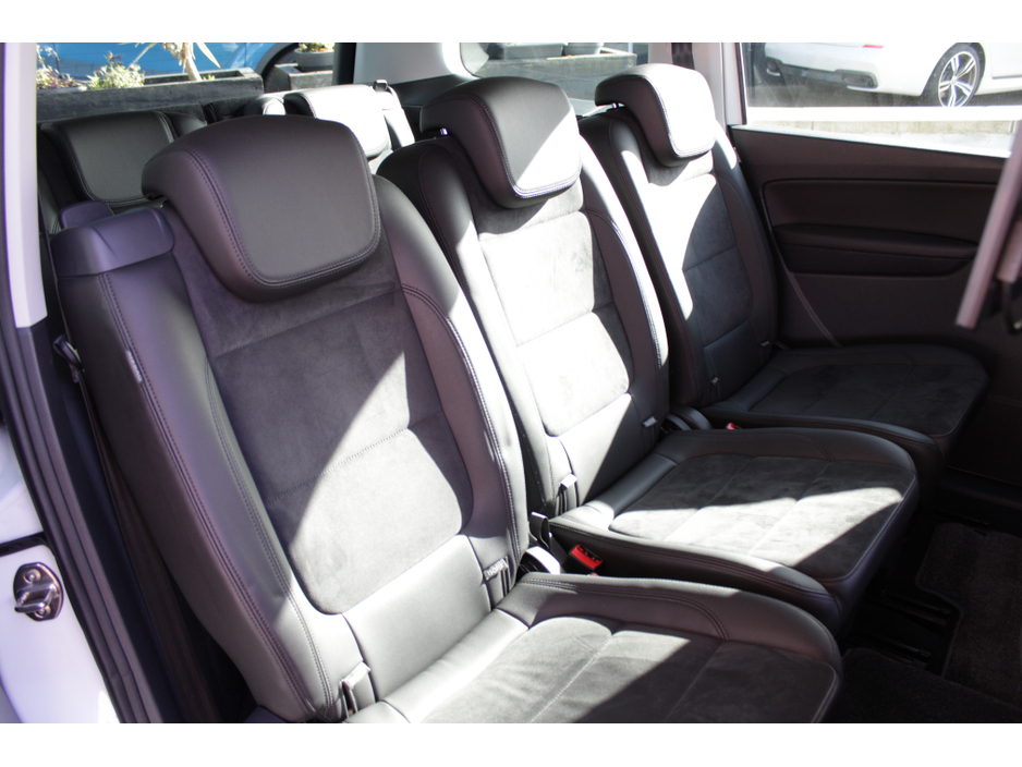 2019 Volkswagen Sharan - image 19