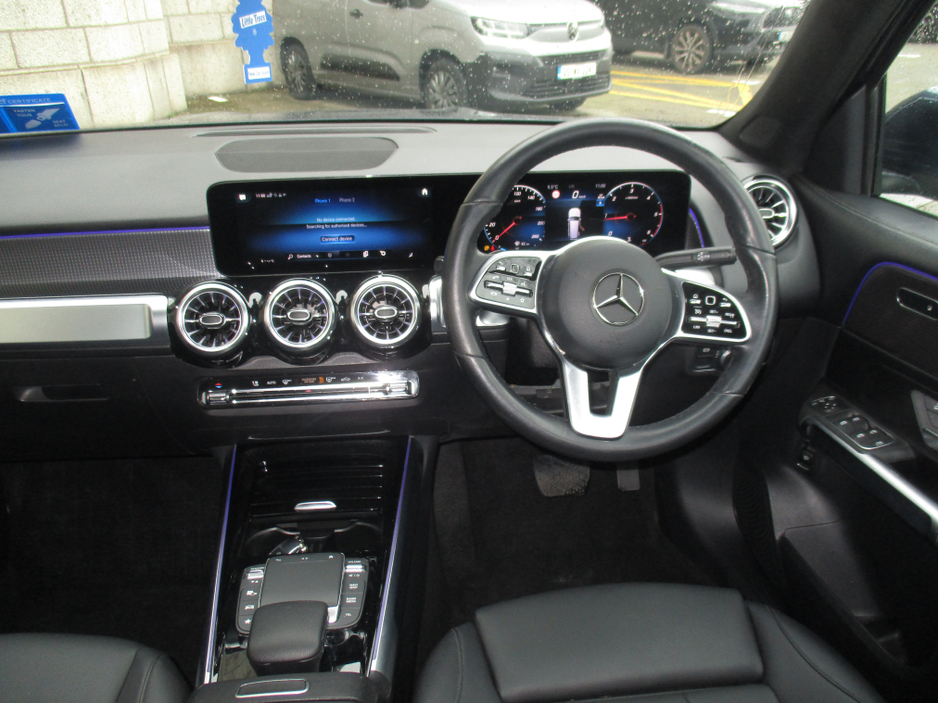 2023 Mercedes-Benz GLB - image 3