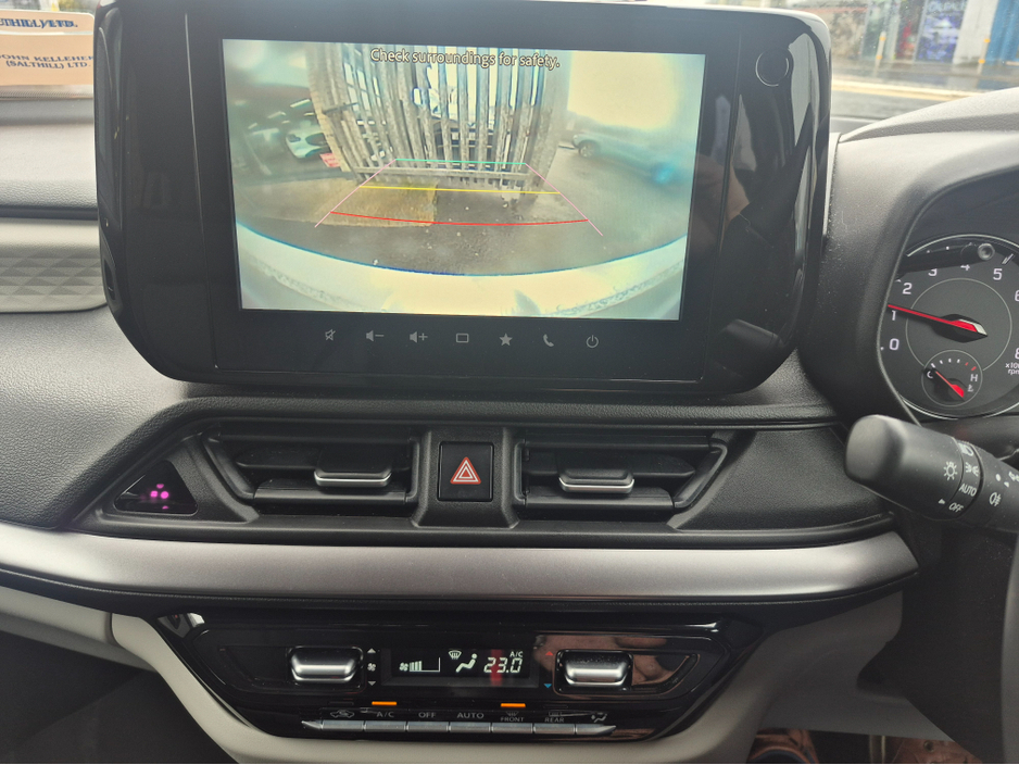 2025 Suzuki Swift - image 6