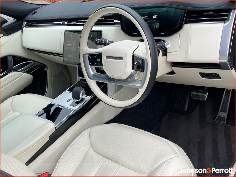 2024 Land Rover Range Rover - image 17