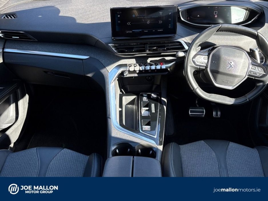 2023 Peugeot 5008 - image 4