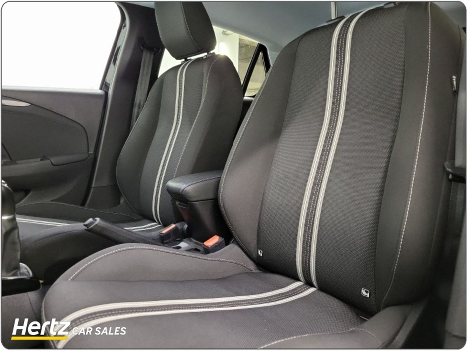 2023 Opel Corsa - image 5