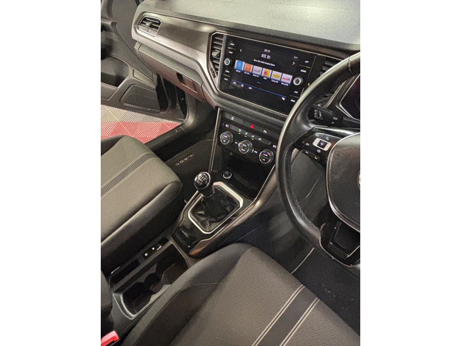 2019 Volkswagen T-Roc 1.6 TDI 115bhp Design €19,950