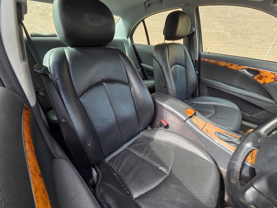 2006 Mercedes-Benz E Class - image 3