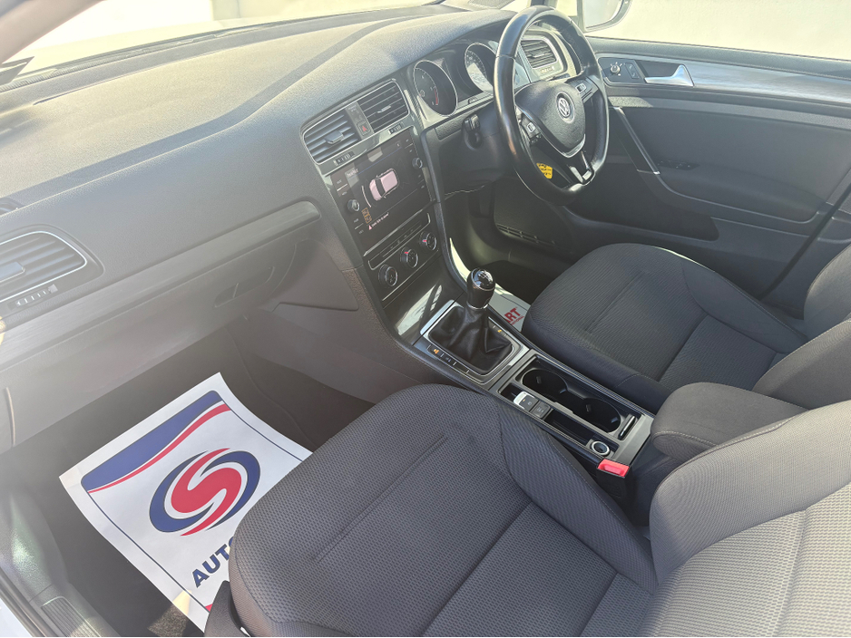 2019 Volkswagen Golf - image 17