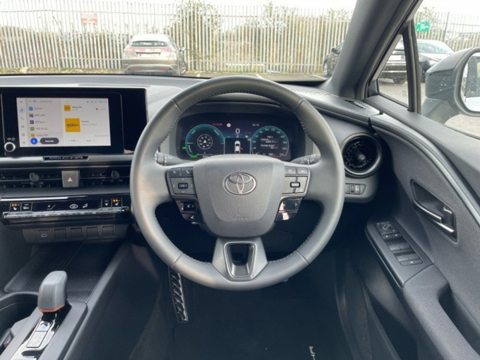 2024 Toyota C-HR - image 10