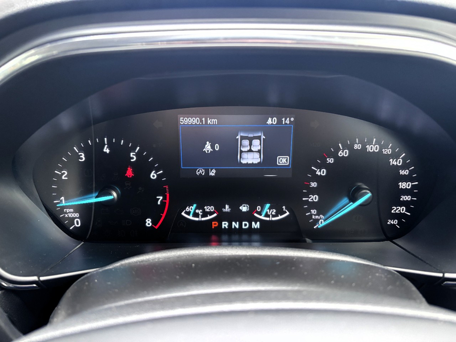 2019 Ford Focus - image 9