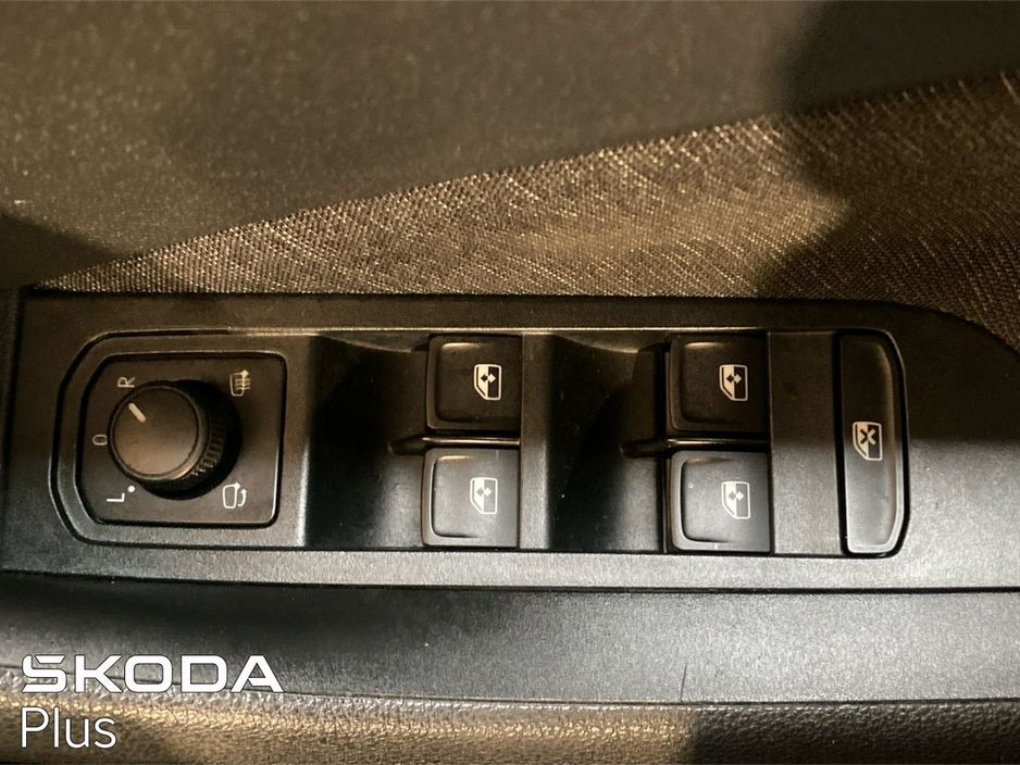 2023 Skoda Kamiq - image 22