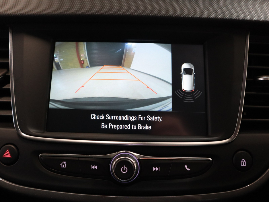 2023 Opel Crossland X - image 17