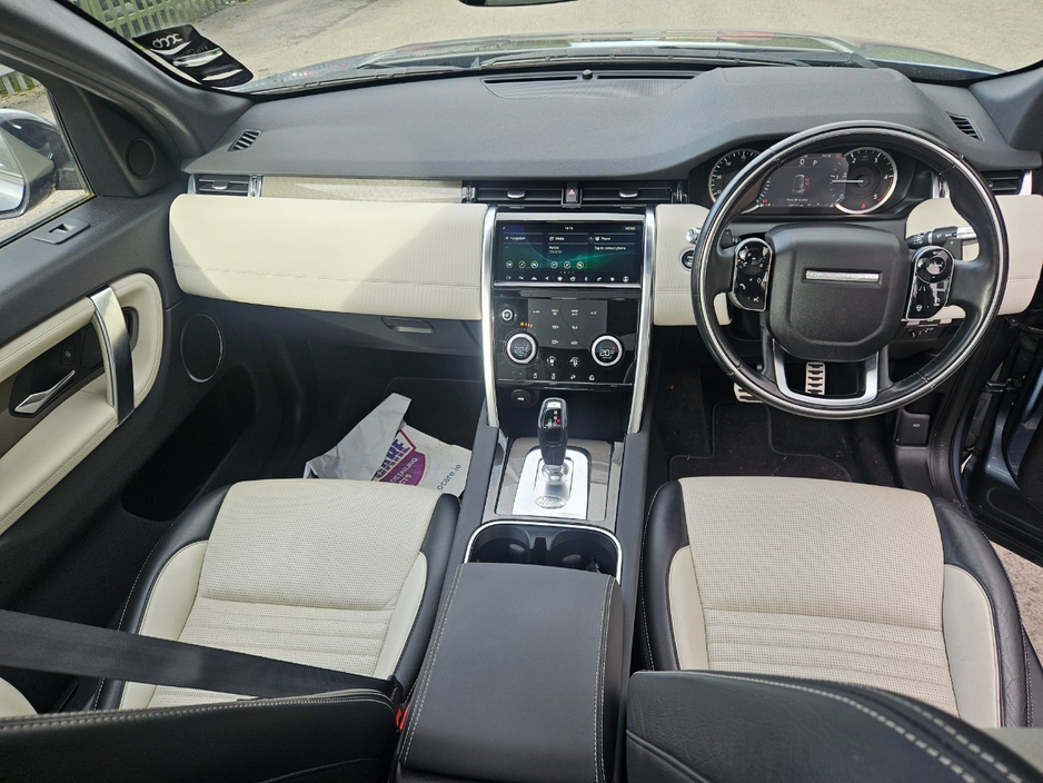 2020 Land Rover Discovery Sport - image 11