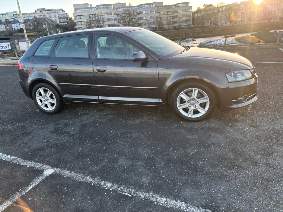 2013 Audi A3 1.4 petrol automatic €8,950