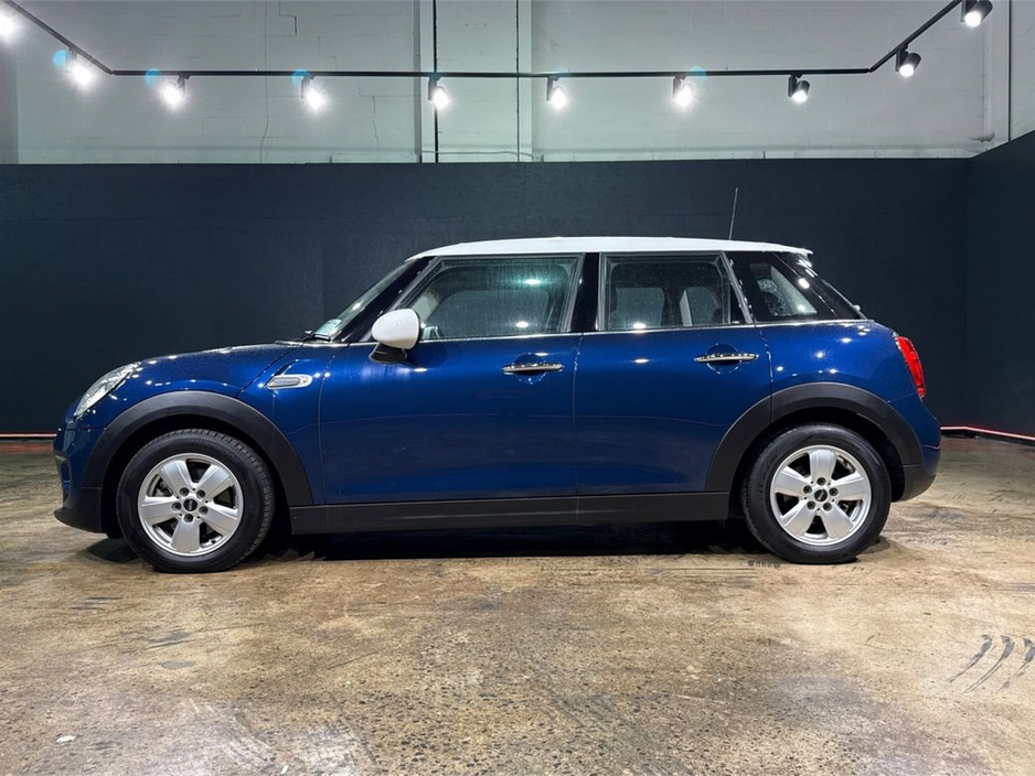 2017 MINI Cooper 1.5 AUTOMATIC - BLUE 2 TONE - FACTORY ALLOY WHEELS - REAR CAMERA €14,950