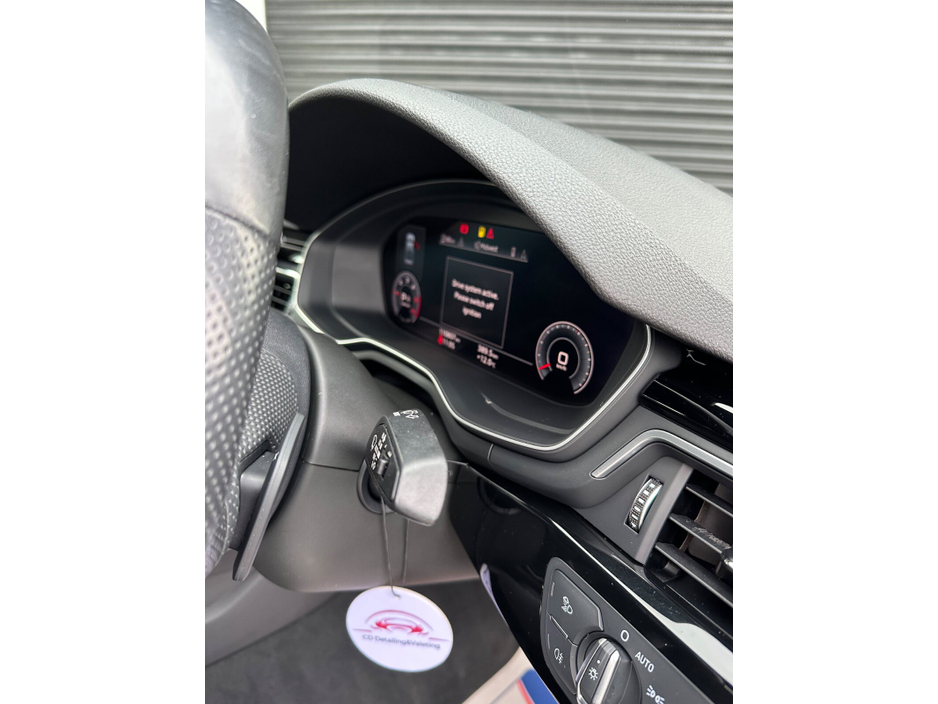 2019 Audi A4 - image 16