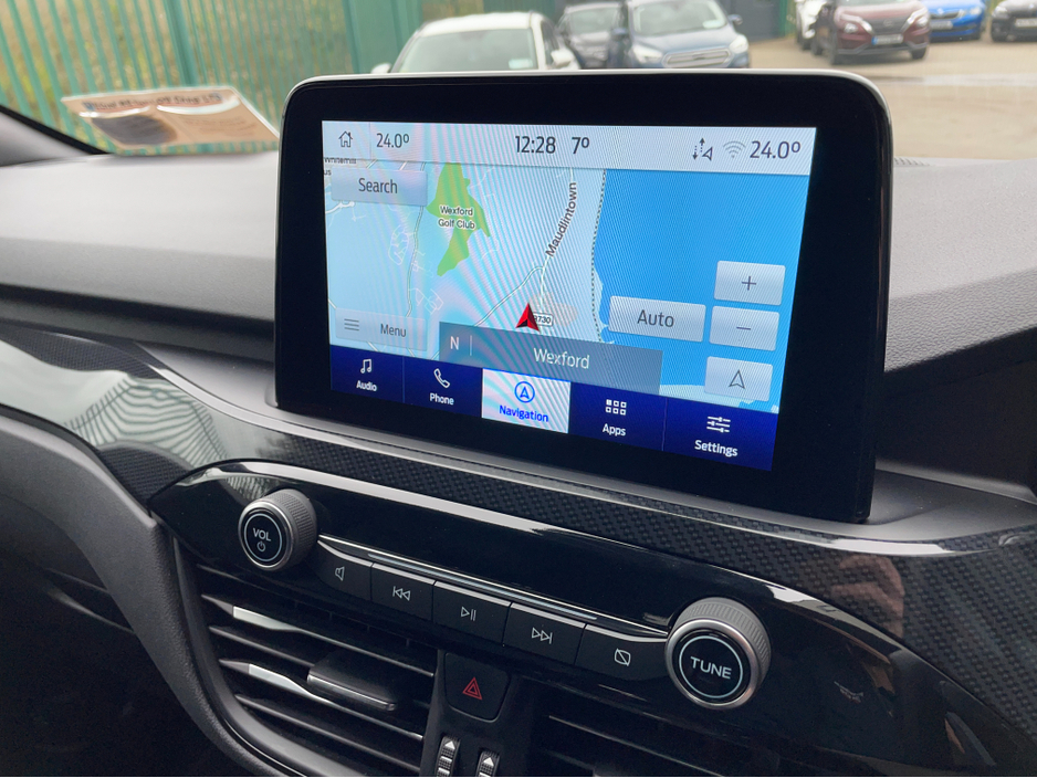 2022 Ford Kuga - image 13