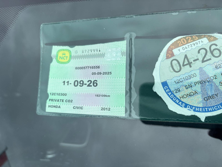 2012 Honda Civic - image 8