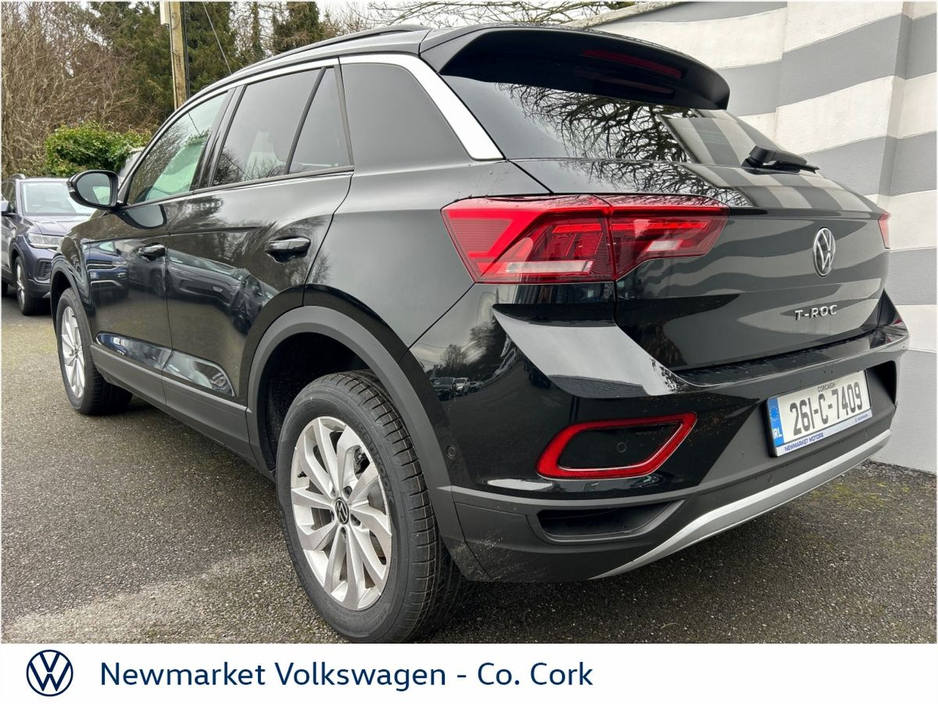 2026 Volkswagen T-Roc - image 22