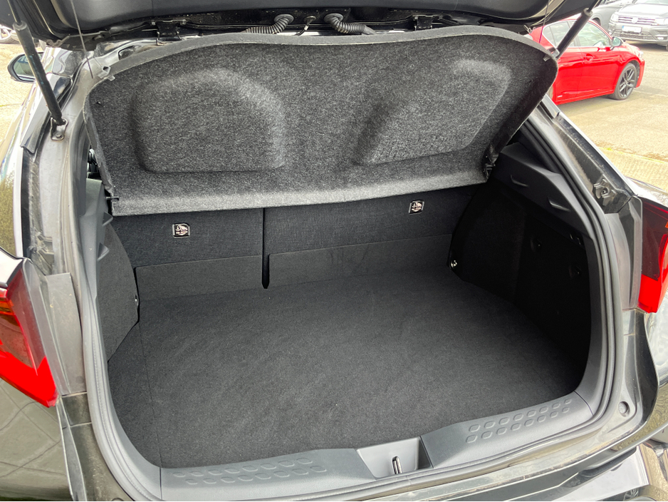 2021 Toyota C-HR - image 7