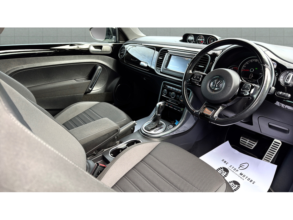 2017 Volkswagen Beetle - image 11