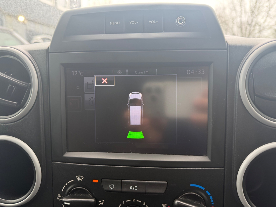 2018 Citroen Berlingo - image 17