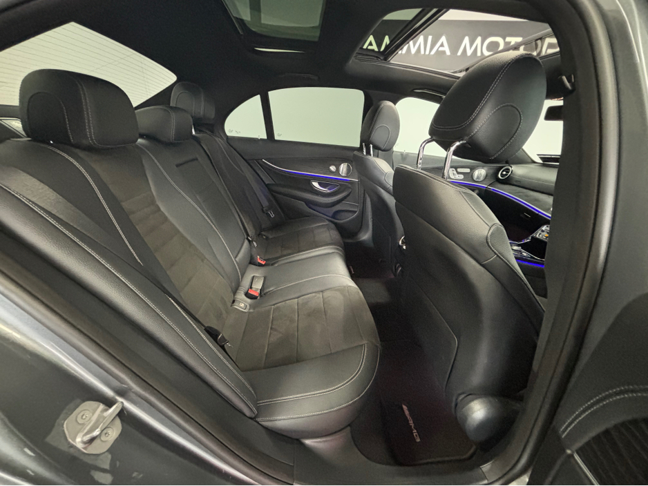 2017 Mercedes-Benz E Class - image 13