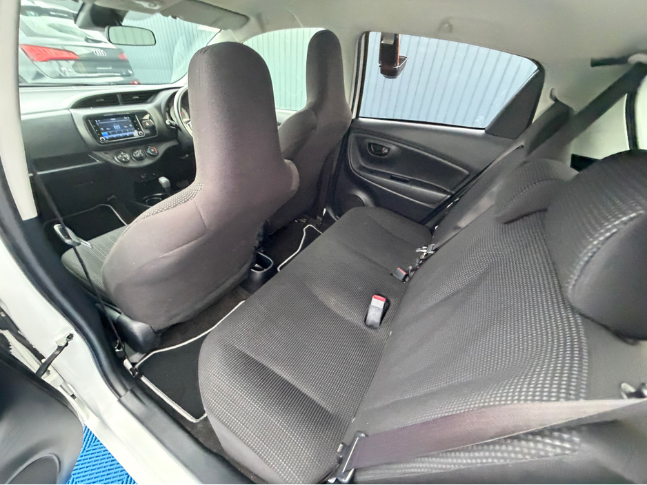 2019 Toyota Vitz - image 31
