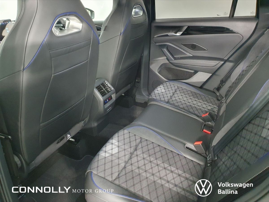 2026 Volkswagen Tiguan R-LINE