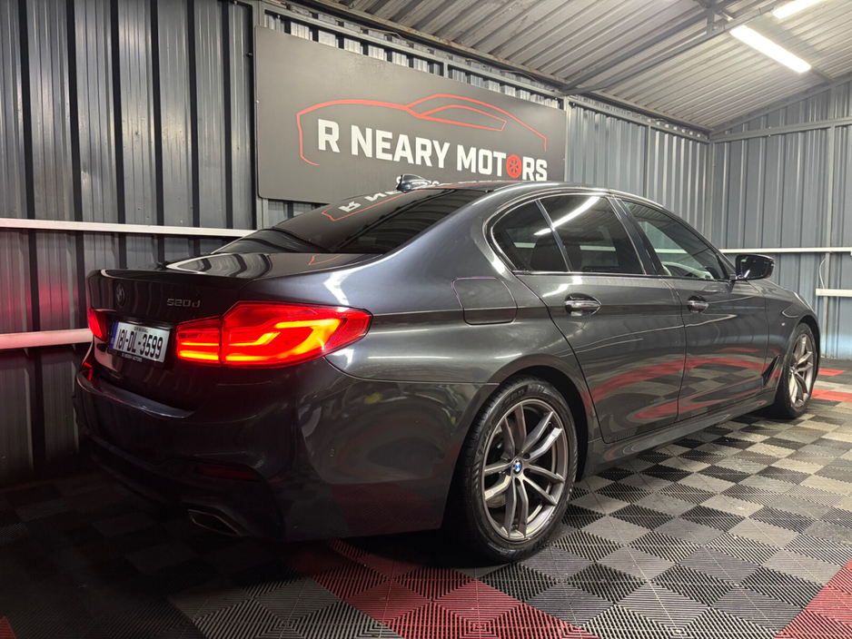 2018 BMW 5 Series - image 5