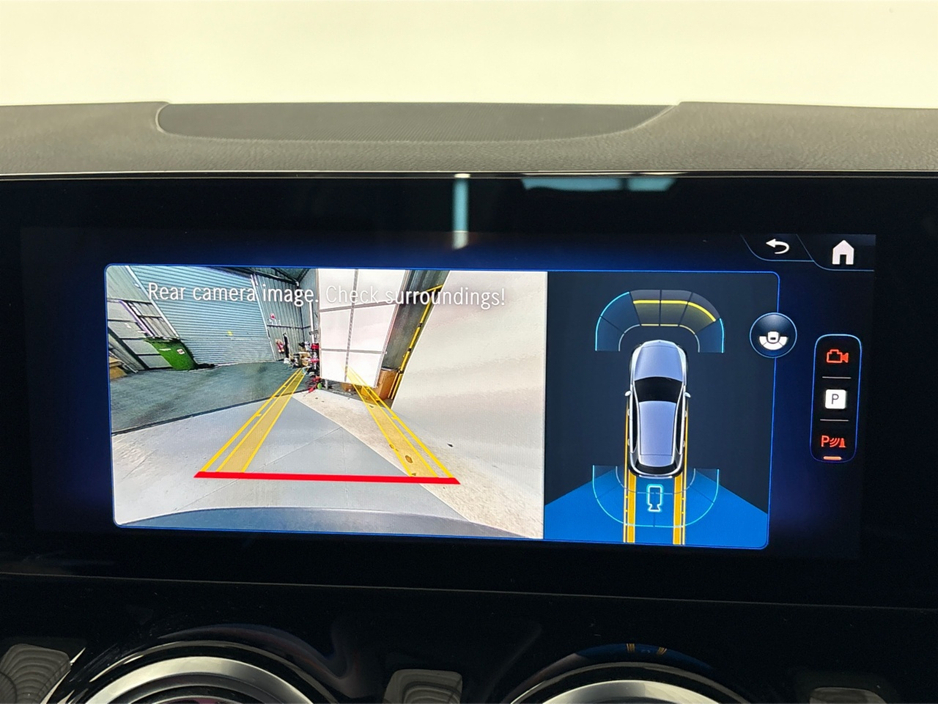 2025 Mercedes-Benz EQA - image 19