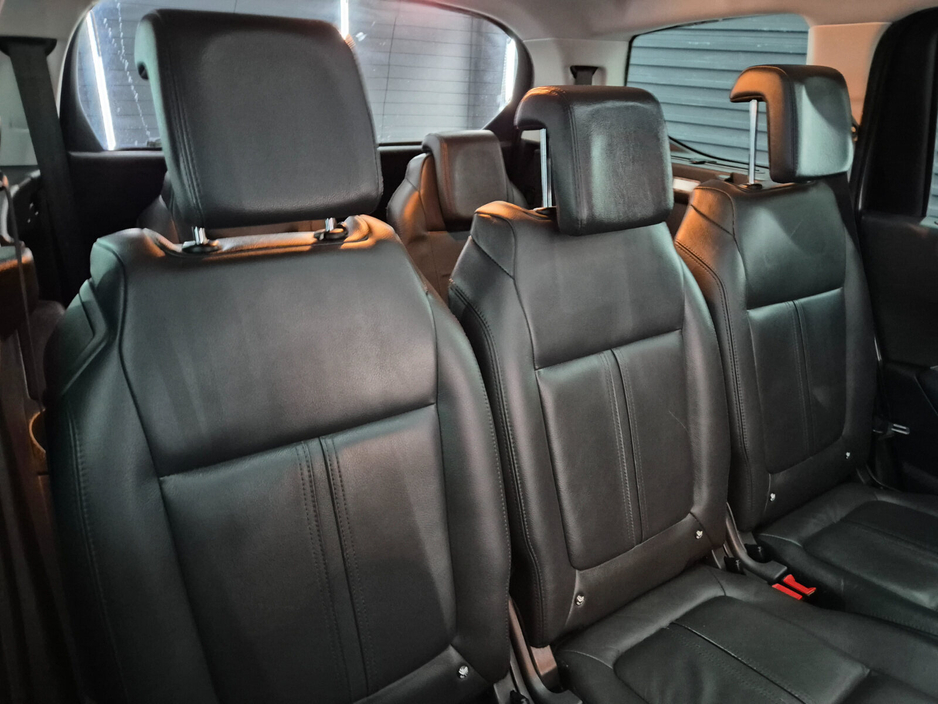 2016 Peugeot 5008 - image 6