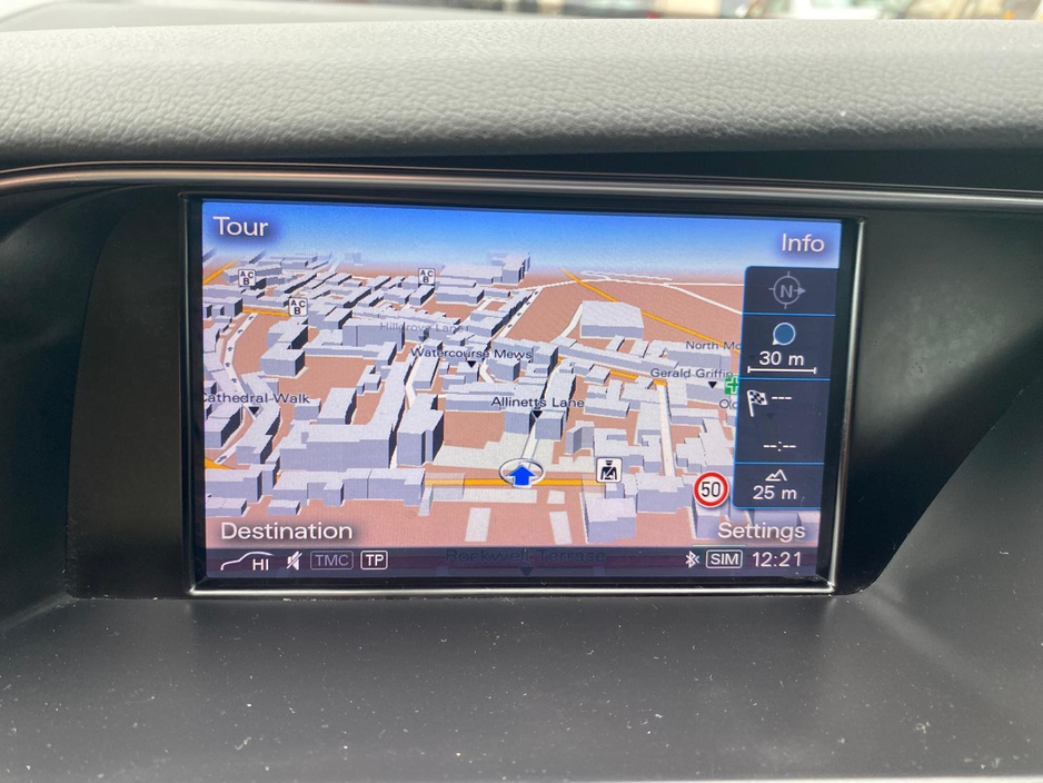 2015 Audi A4 - image 19