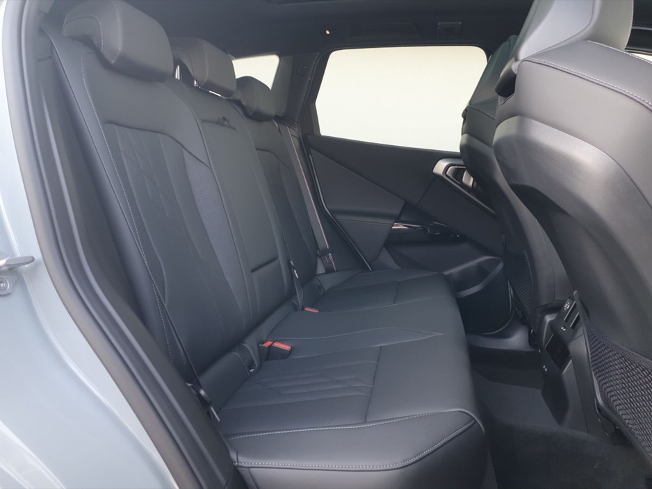 2026 BMW X3 - image 11