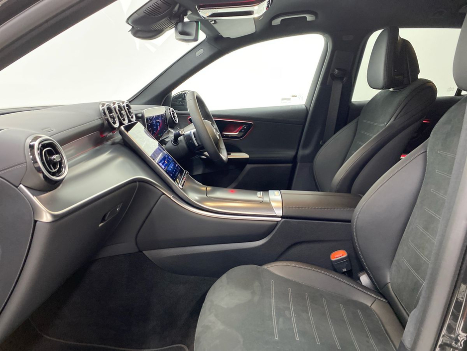 2025 Mercedes-Benz GLC Class GLC 300 Urban Edition E 4M A Urban Edition €77,950