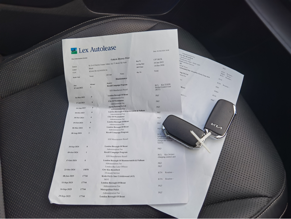 2022 Kia EV6 - image 21