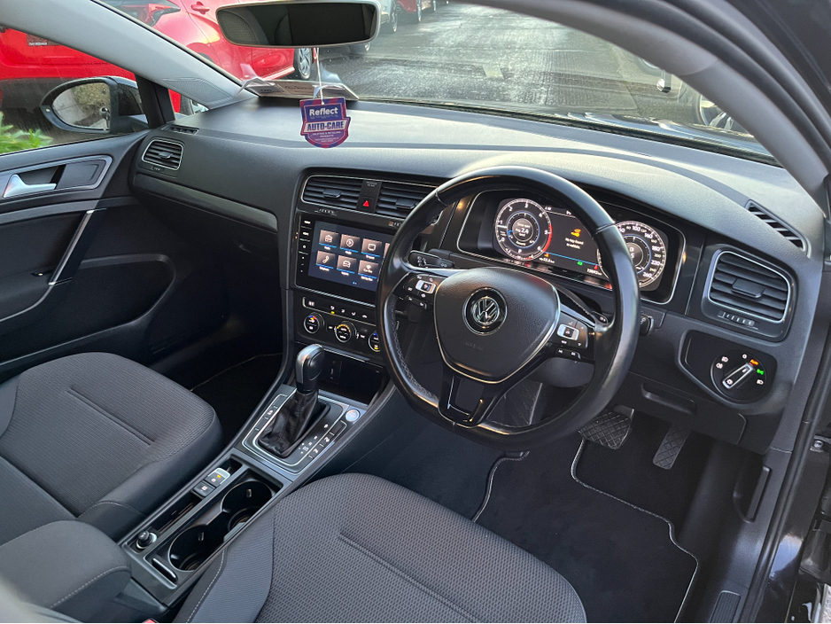 2020 Volkswagen Golf ESTATE AUTOMATIC 2.0 DIESEL //ADAPTIVE CRUISE CONTROL//KEYLESS ENTRY//REVERSE CAMERA//PARKING SENSORS// €19,950