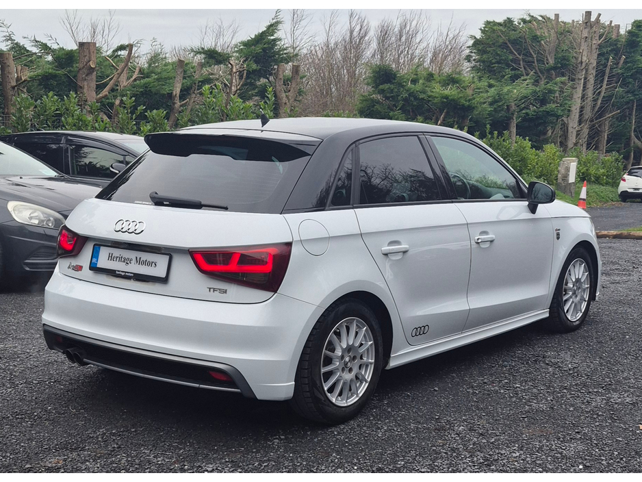 2015 Audi A1 - image 7