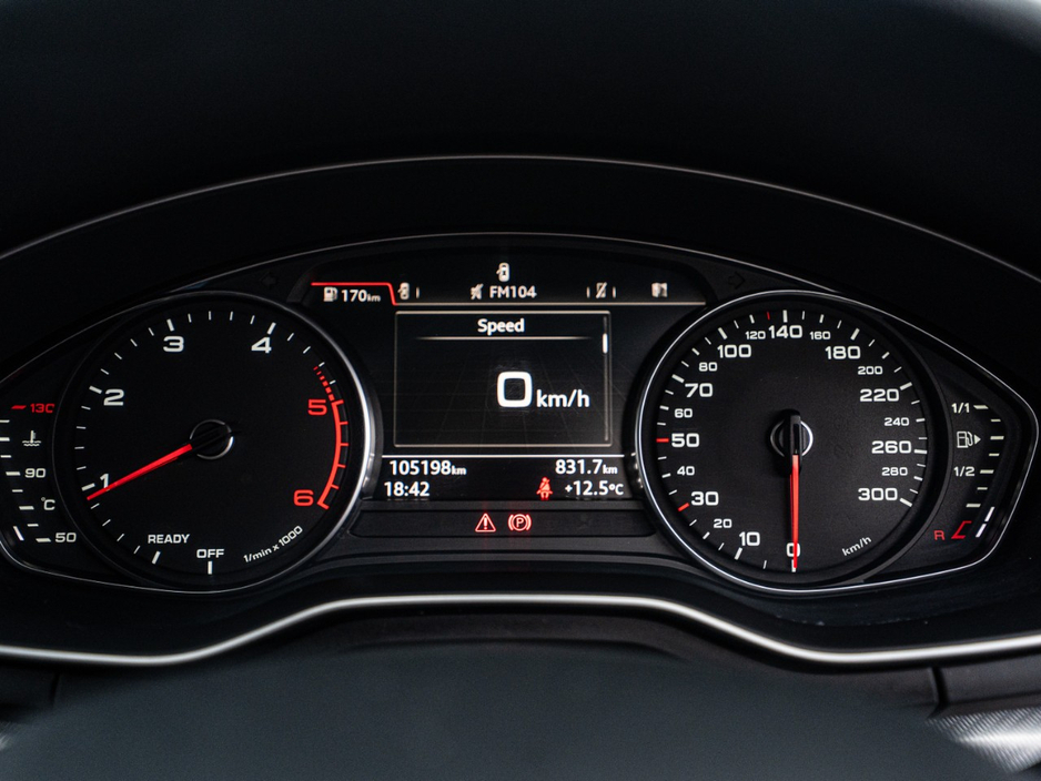 2016 Audi A4 - image 24