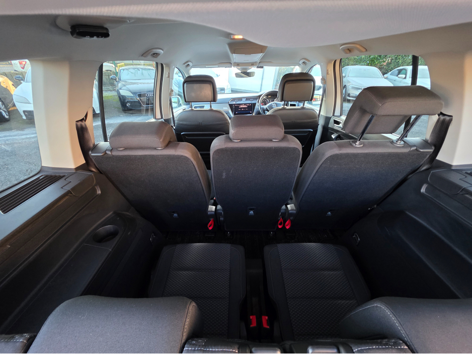 2018 Volkswagen Touran ( 182 )1.4 TSI AUTO 7 SEATER CARPLAY ANDROID AUTO LARGE TOUCH SCREEN - SPECIALISING IN IMPORTS OF GERMAN AUTOMATIC HI SPEC €17,950